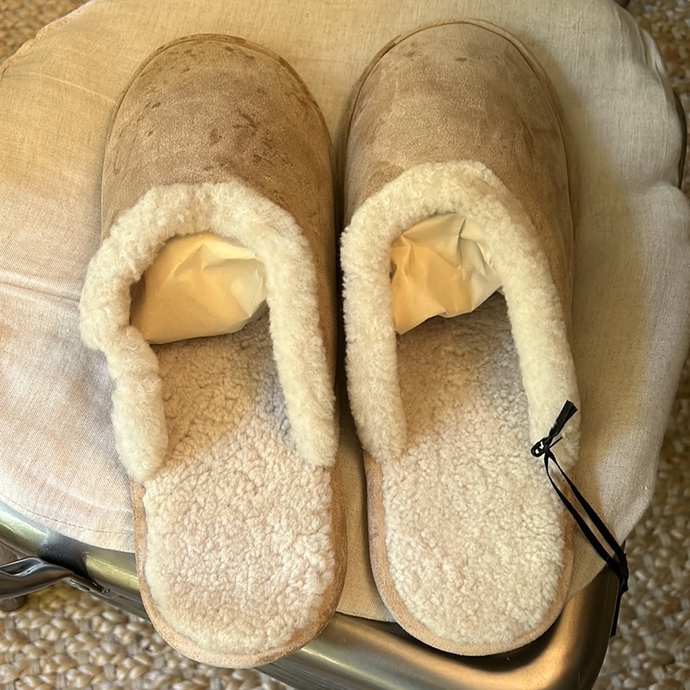 NWT Jenni Kayne Lodge outdoor slippers size L